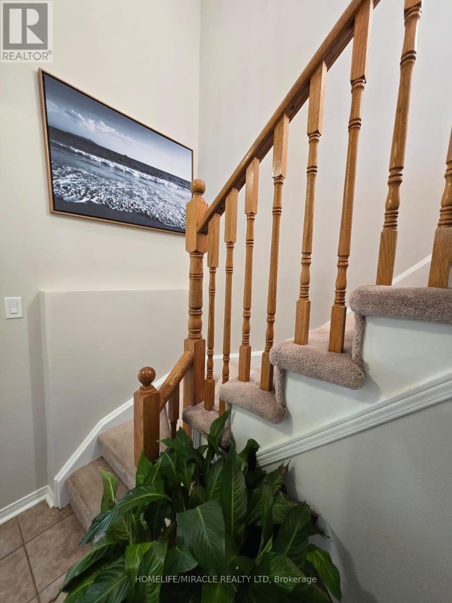 29 Nicholson Drive, Barrie (Ardagh), Ontario  L4N 8L7 - Photo 17 - S13211664