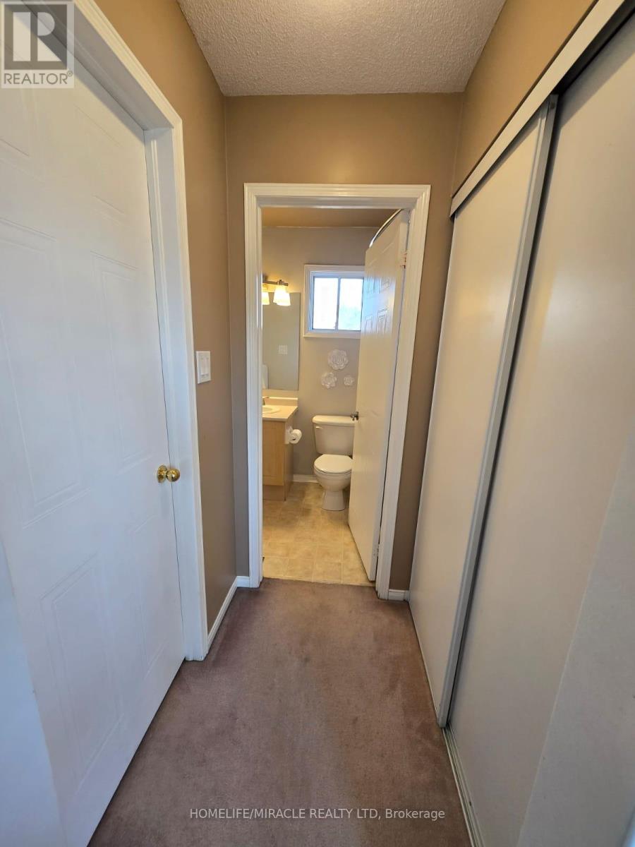 29 Nicholson Drive, Barrie (Ardagh), Ontario  L4N 8L7 - Photo 26 - S13211664
