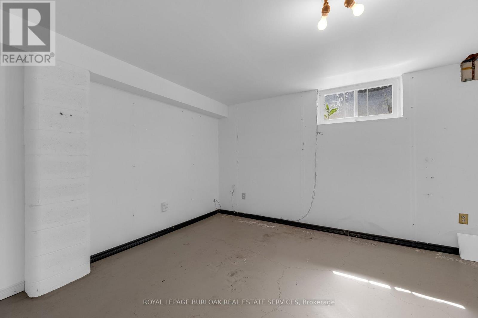 234-236 Pine Cove Road, Burlington, Ontario  L7N 1W2 - Photo 15 - W13211592
