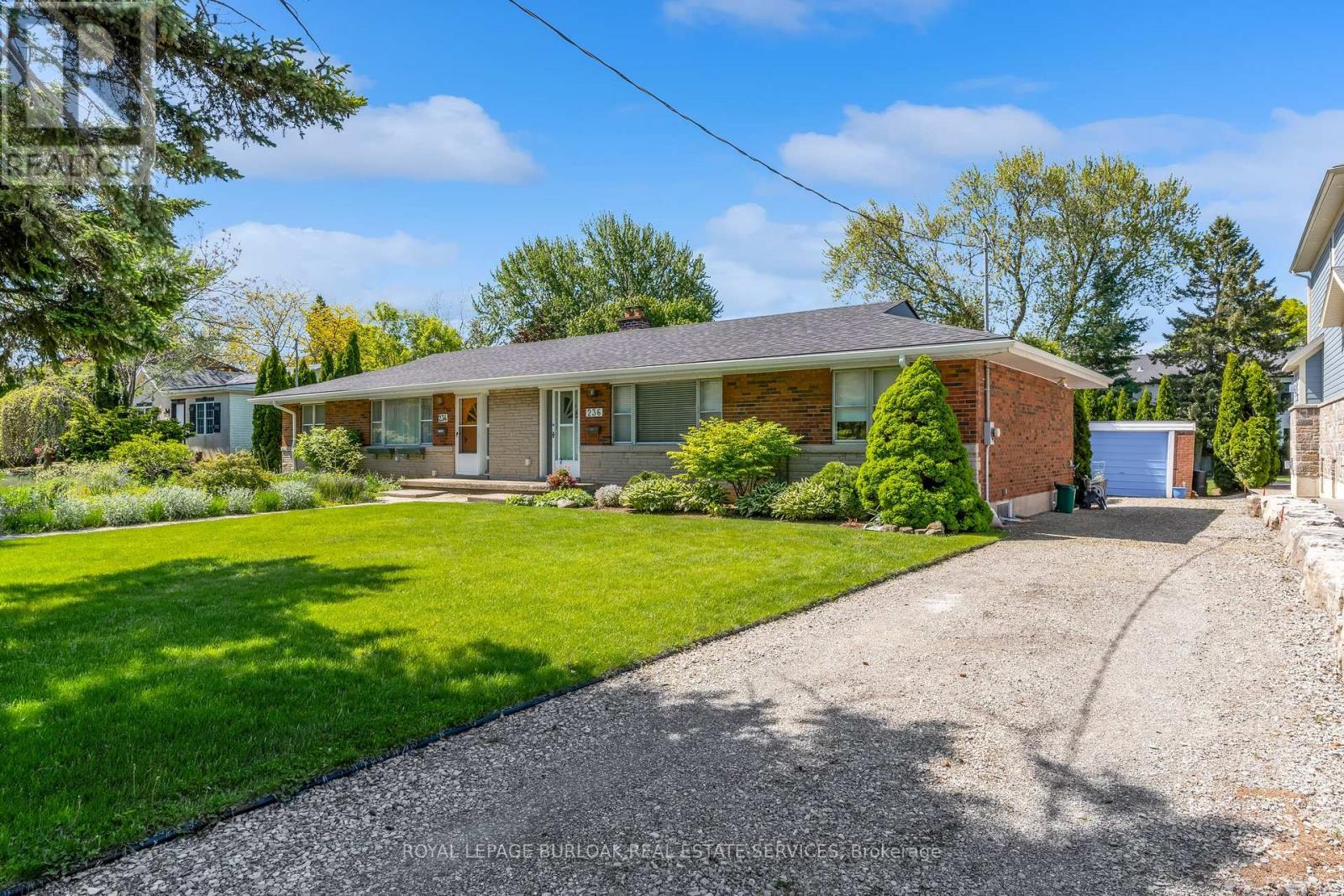234-236 Pine Cove Road, Burlington, Ontario  L7N 1W2 - Photo 2 - W13211592