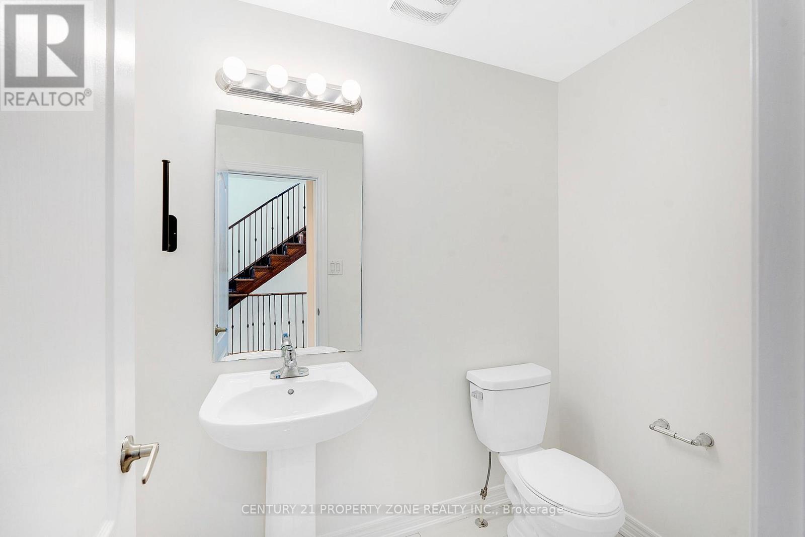 25 Hashmi Place, Brampton, Ontario  L6Y 0H8 - Photo 13 - W13211606