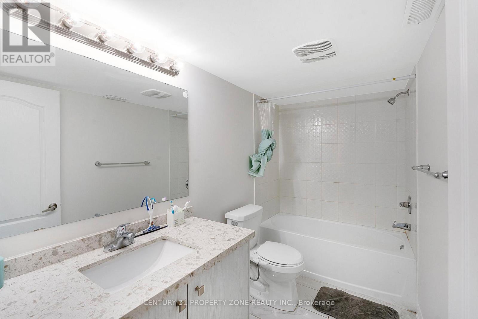 25 Hashmi Place, Brampton, Ontario  L6Y 0H8 - Photo 25 - W13211606