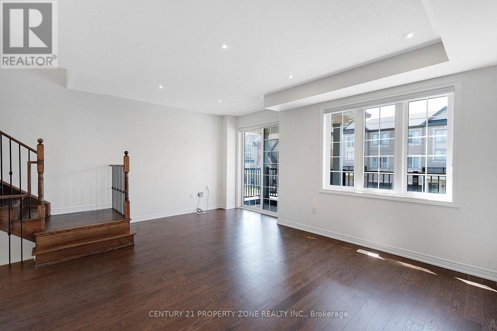 25 Hashmi Place, Brampton, Ontario  L6Y 0H8 - Photo 6 - W13211606