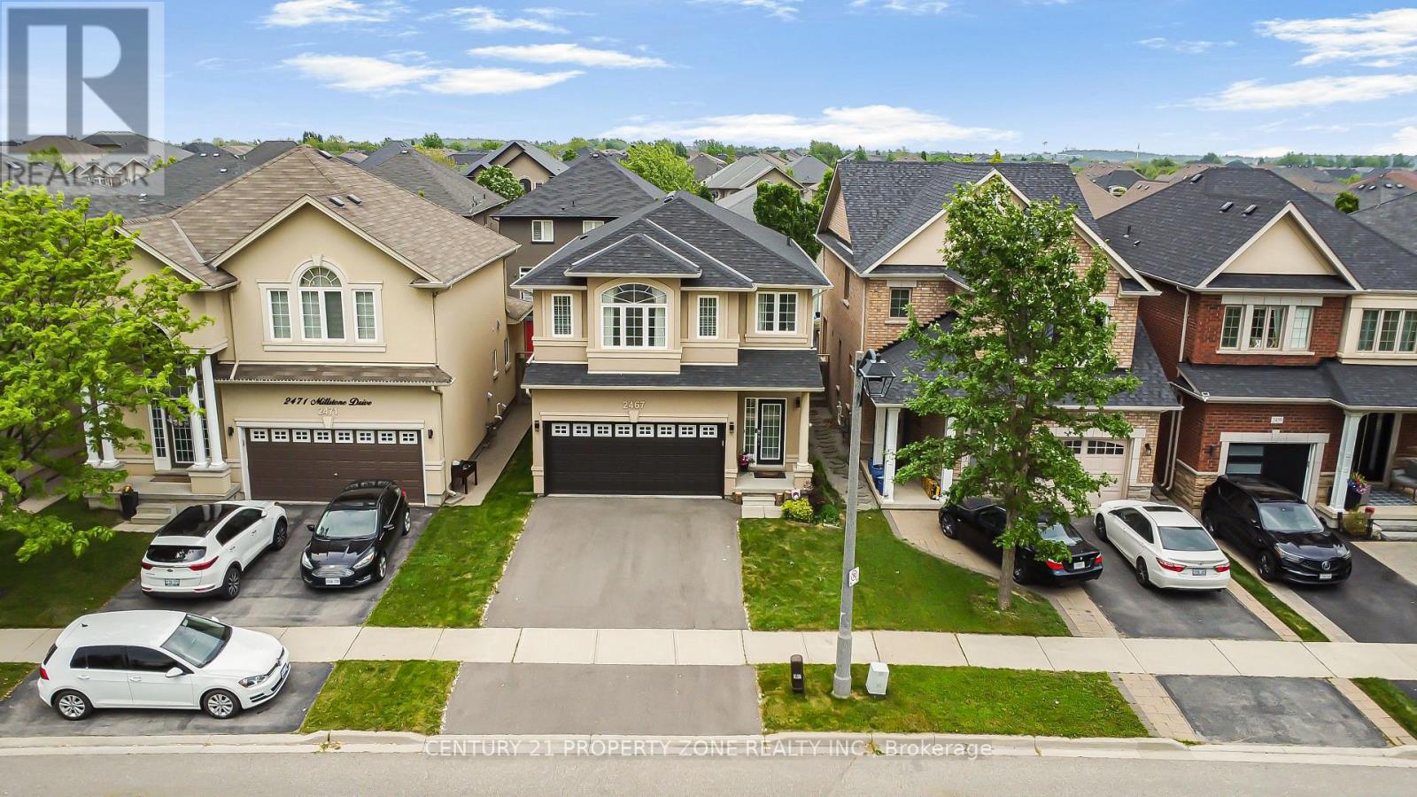 2467 Millstone Drive, Oakville, Ontario  L6M 0H6 - Photo 2 - W13211628