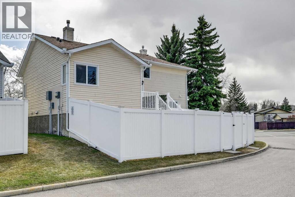 171 Deerfield Drive Se, Calgary, Alberta  T2J 7B7 - Photo 33 - A2306881