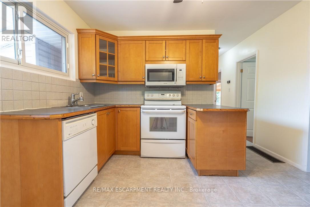 1 - 107 West 33rd Street, Hamilton, Ontario  L9C 5H9 - Photo 8 - X13211602