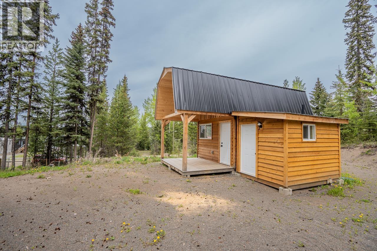 7560 Beazely Road, Deka Lake / Sulphurous / Hathaway Lakes, British Columbia  V0K 1X3 - Photo 1 - R3129530