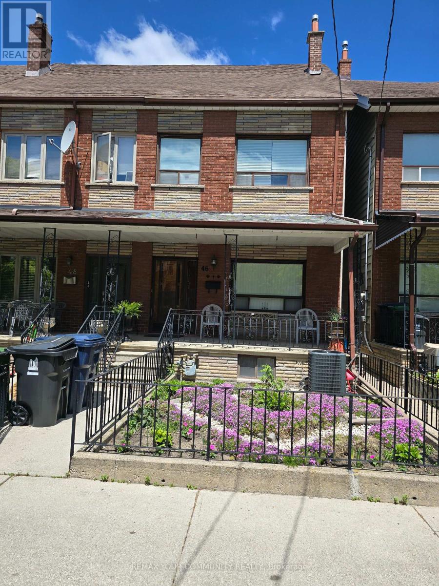 2nd Floor - 46 Ulster Street, Toronto, Ontario  M5S 1E3 - Photo 1 - C13078720