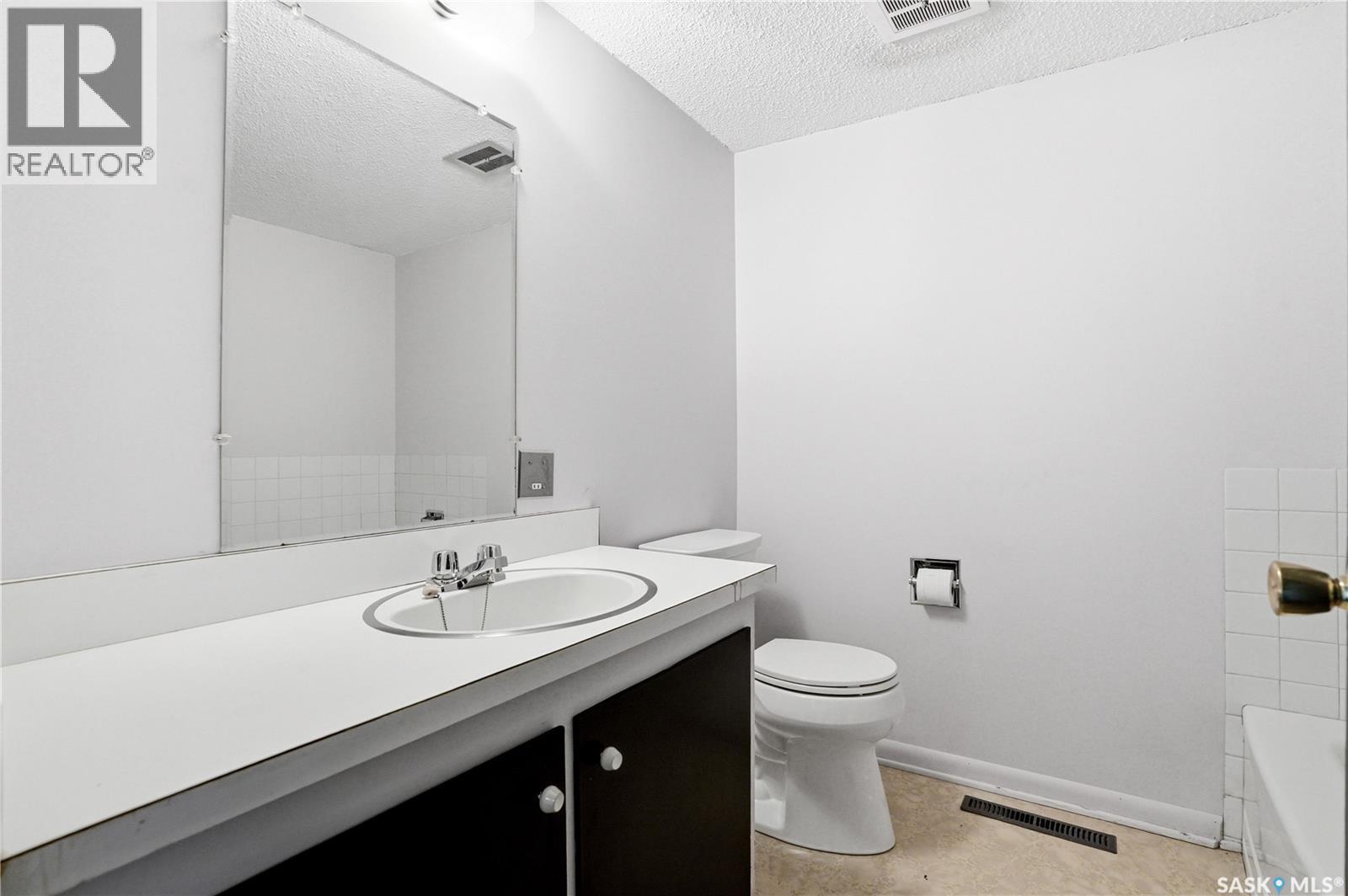1901 William Avenue, Saskatoon, Saskatchewan  S7J 1A1 - Photo 34 - SK037457