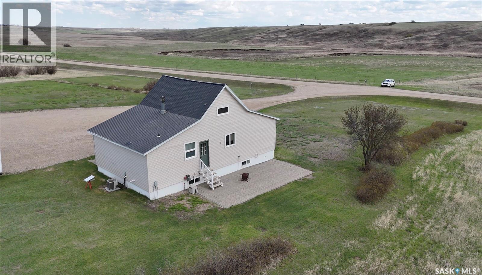 East Craik Acreage, Craik, Saskatchewan  S0G 0V0 - Photo 5 - SK037384