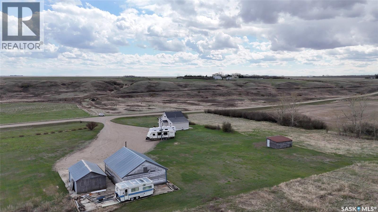 East Craik Acreage, Craik, Saskatchewan  S0G 0V0 - Photo 8 - SK037384