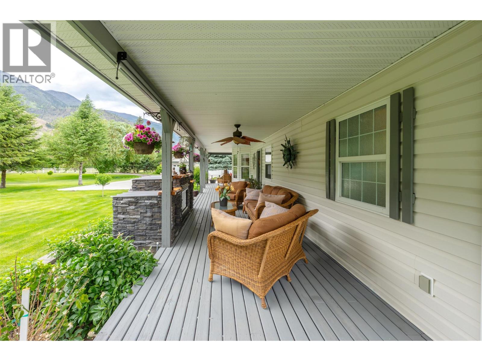 2900 River Road, Keremeos, British Columbia  V0X 1N1 - Photo 9 - 10389344