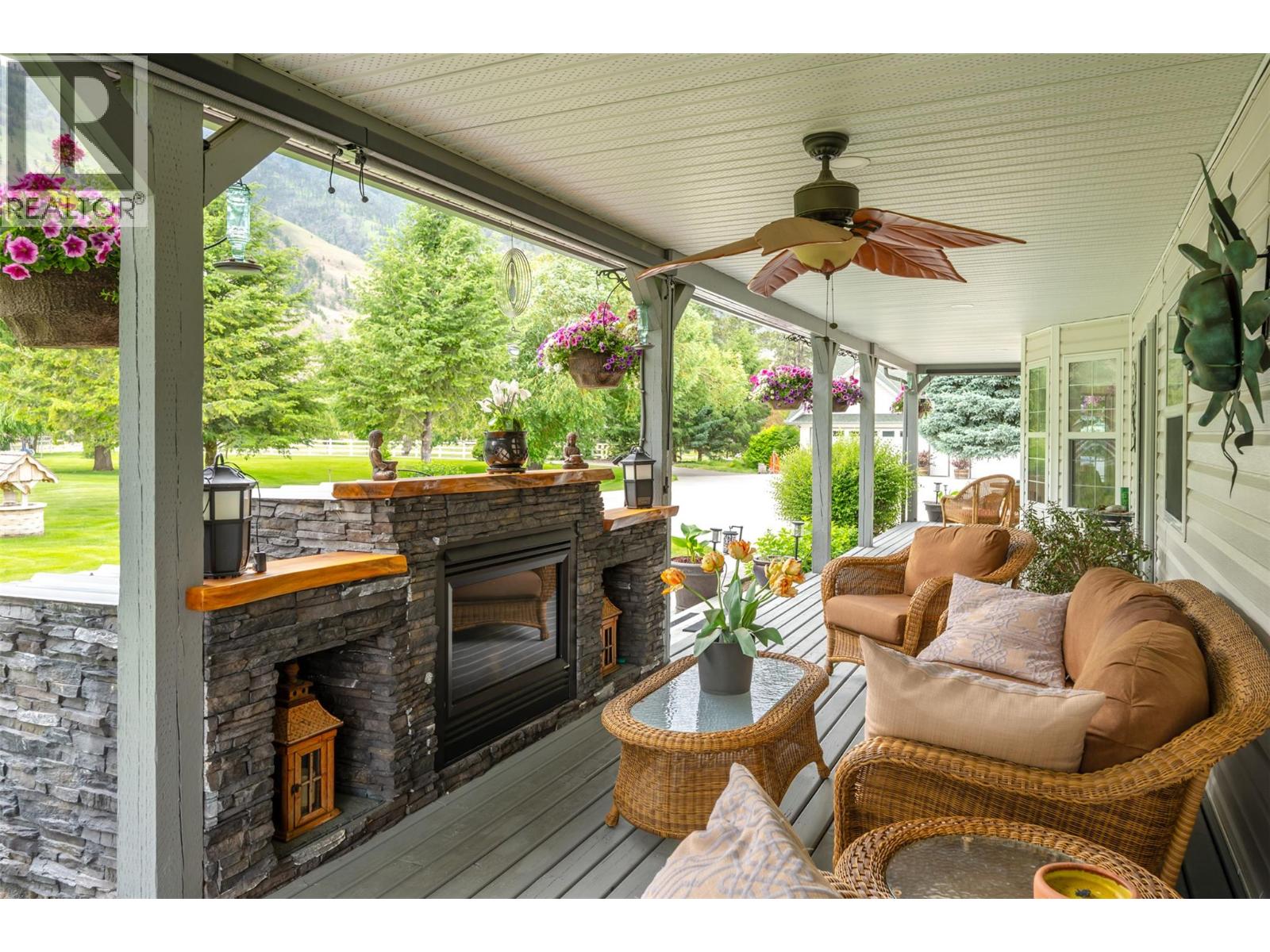 2900 River Road, Keremeos, British Columbia  V0X 1N1 - Photo 11 - 10389344