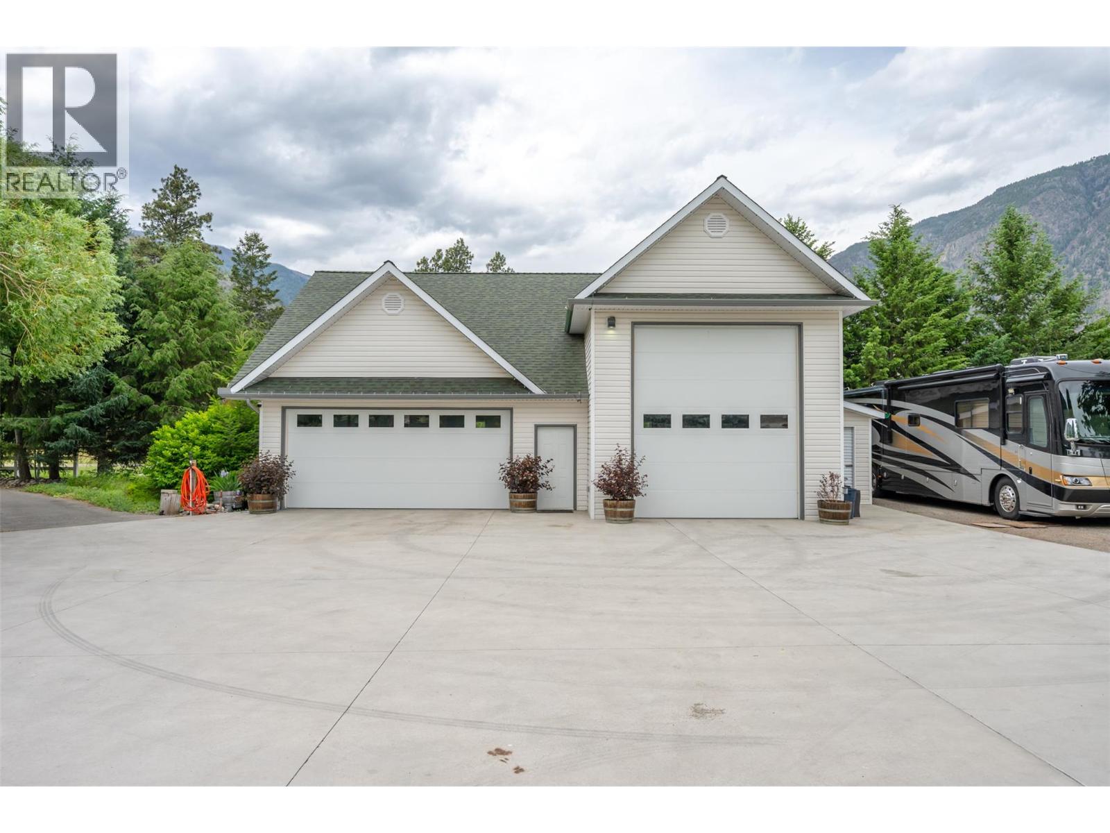 2900 River Road, Keremeos, British Columbia  V0X 1N1 - Photo 20 - 10389344