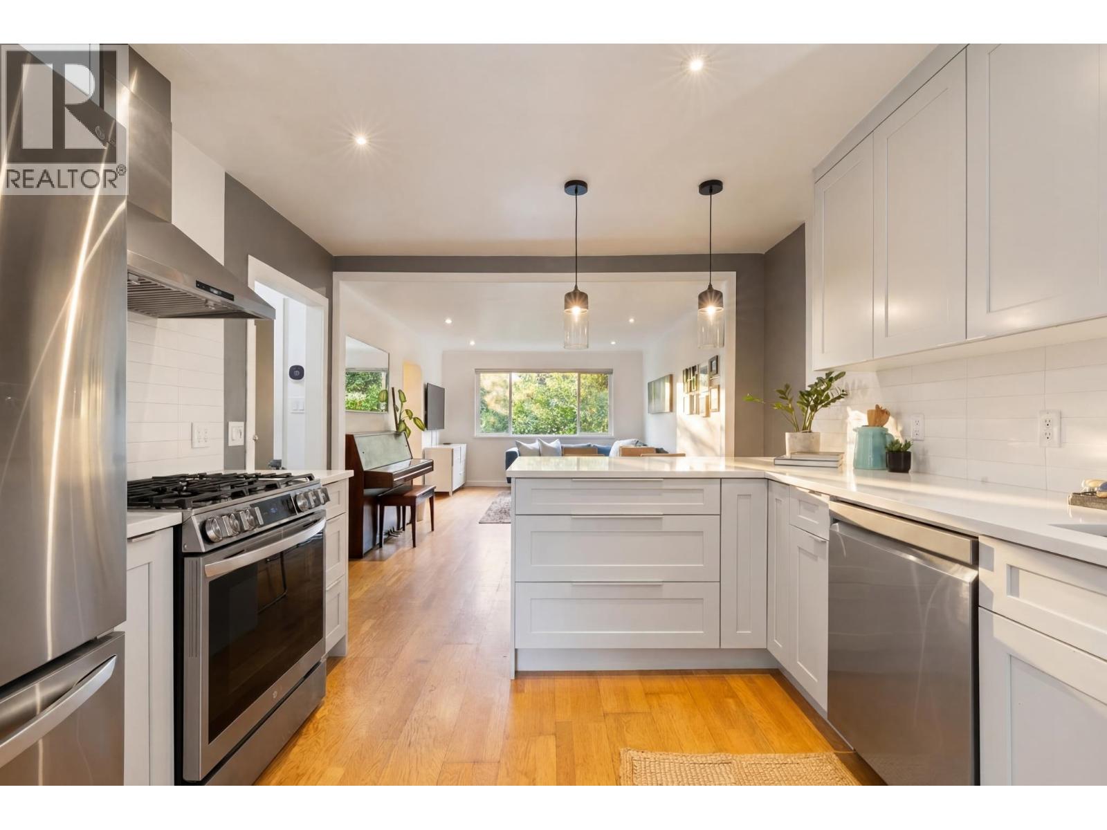 3172 E 2nd Avenue, Vancouver, British Columbia  V5M 1G1 - Photo 14 - R3129494