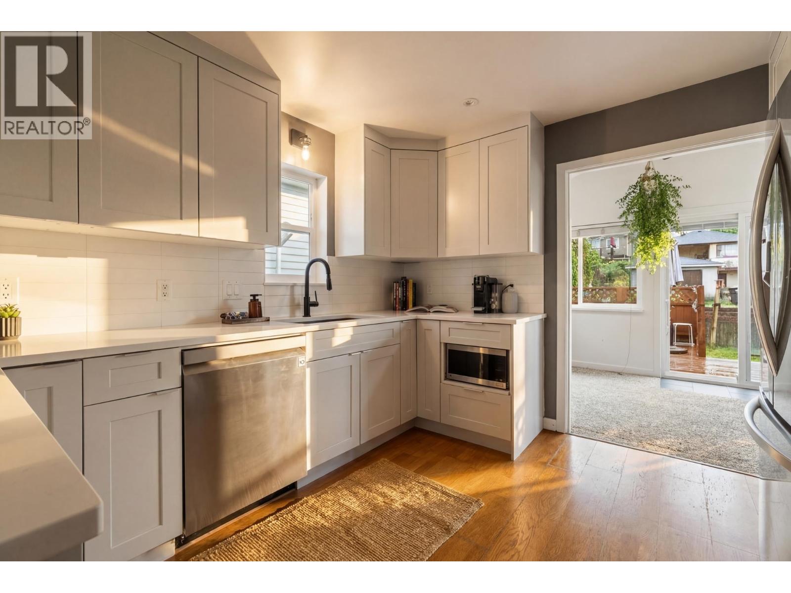 3172 E 2nd Avenue, Vancouver, British Columbia  V5M 1G1 - Photo 17 - R3129494