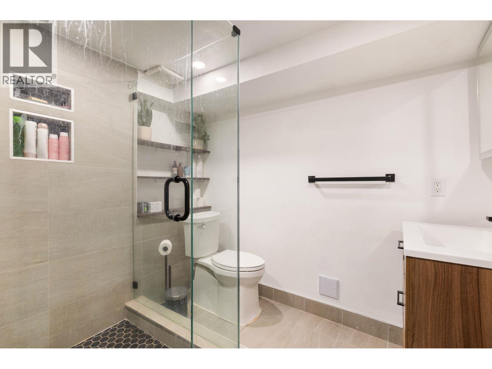 3172 E 2nd Avenue, Vancouver, British Columbia  V5M 1G1 - Photo 31 - R3129494