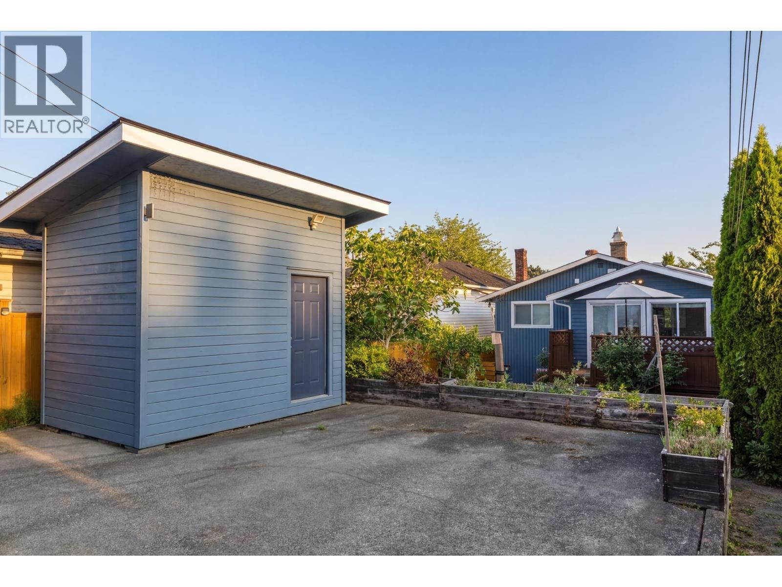 3172 E 2nd Avenue, Vancouver, British Columbia  V5M 1G1 - Photo 35 - R3129494