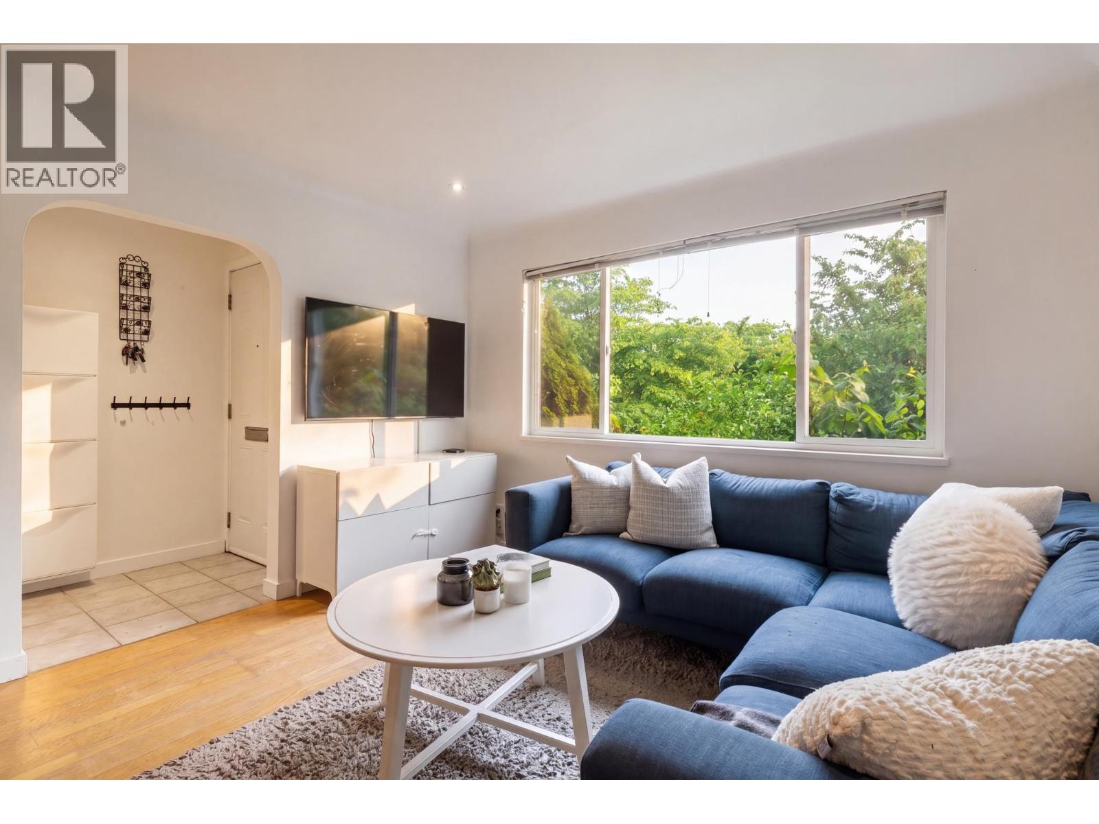 3172 E 2nd Avenue, Vancouver, British Columbia  V5M 1G1 - Photo 7 - R3129494