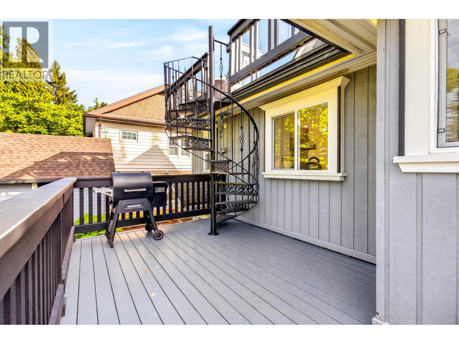 725 Fifth Street, New Westminster, British Columbia  V3L 2Y2 - Photo 11 - R3129503