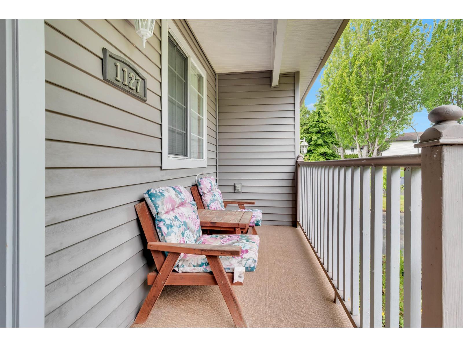 1127 161a Street, Surrey, British Columbia  V4A 7N3 - Photo 4 - R3127334