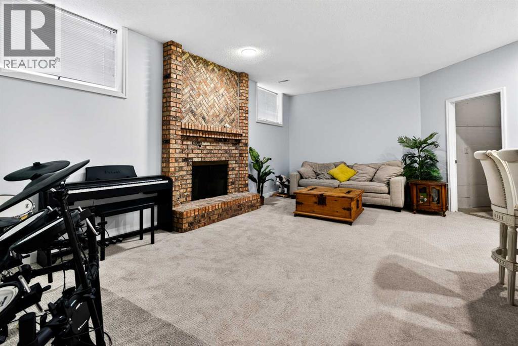876 Shawnee Drive Sw, Calgary, Alberta  T2Y 1X3 - Photo 28 - A2315774