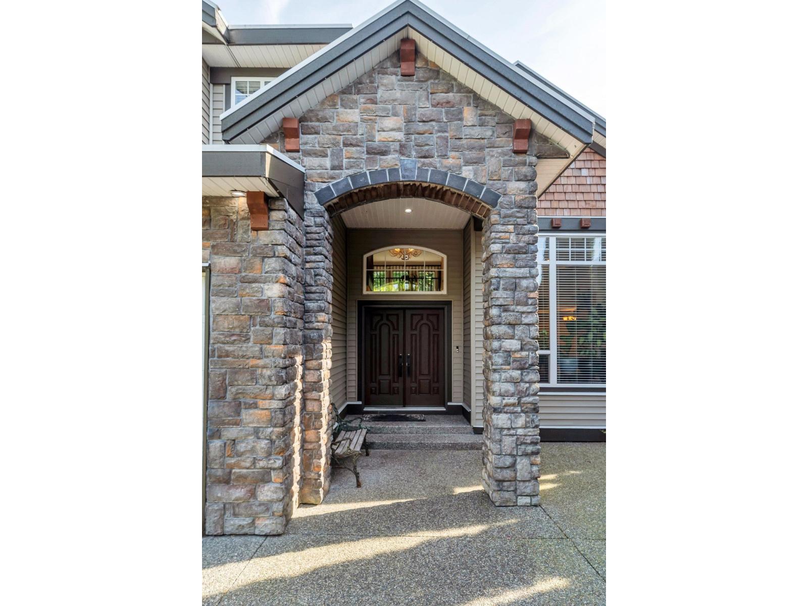 8437 Bailey Place, Mission, British Columbia  V4S 0B3 - Photo 3 - R3128877