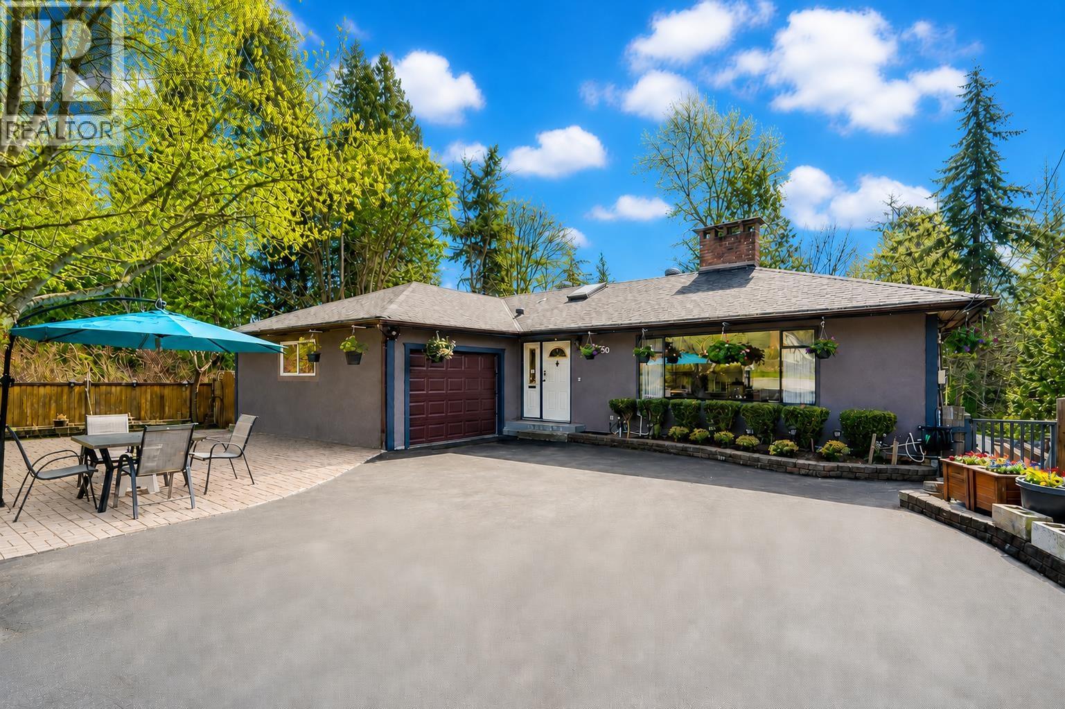 1650 Rochester Avenue, Coquitlam, British Columbia  V3K 2X8 - Photo 2 - R3119598