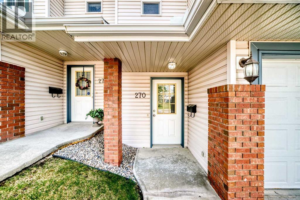 270 Rocky Ridge Court Nw, Calgary, Alberta T3G 4P1 - Photo 2 - A2315056
