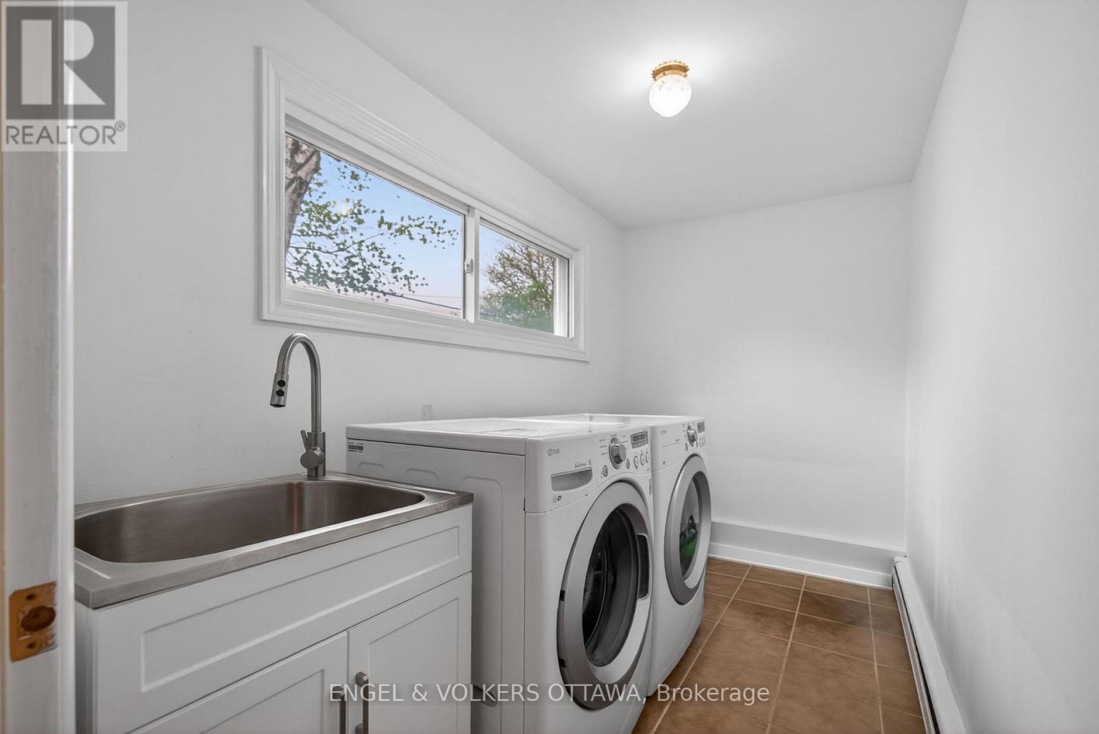 1166 Castle Hill Crescent, Ottawa, Ontario K2C 2A8 - Photo 24 - X13211730