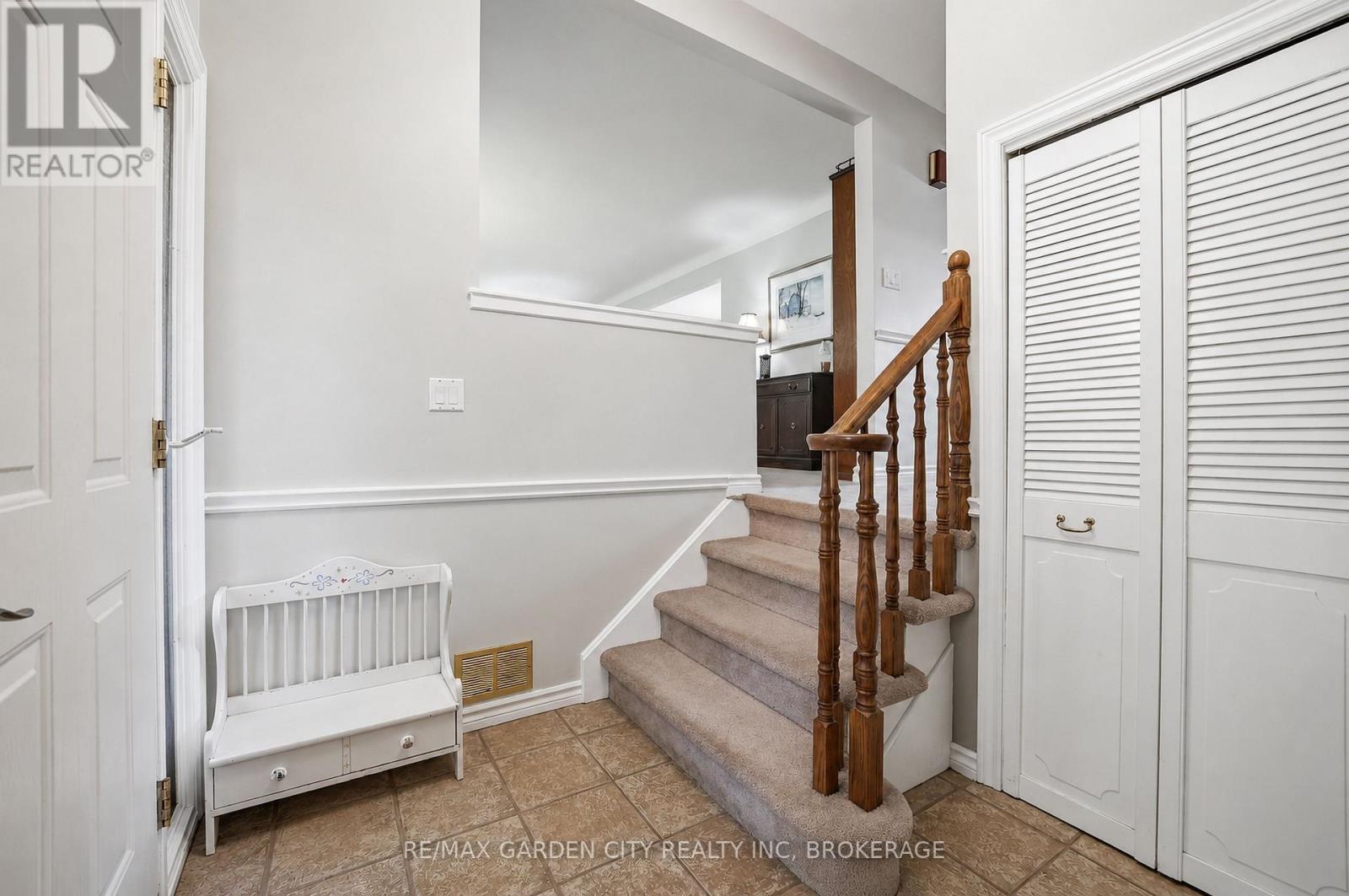 61 Royal York Road, St. Catharines, Ontario  L2N 2N7 - Photo 17 - X13211738