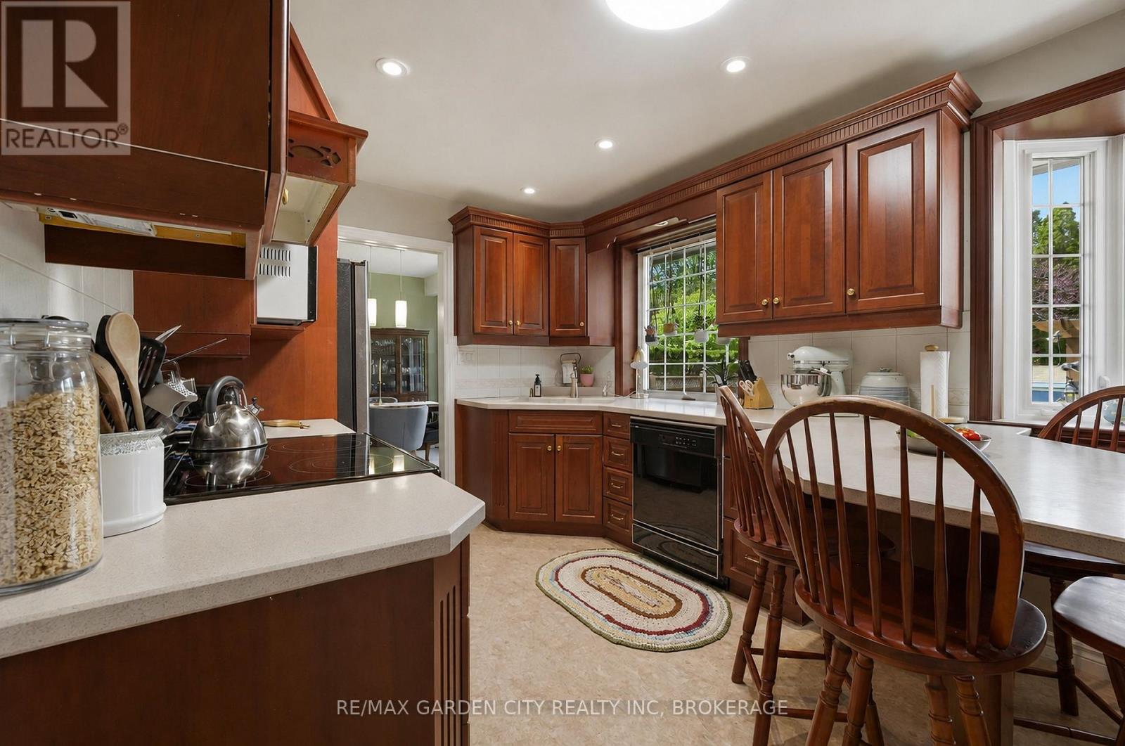 61 Royal York Road, St. Catharines, Ontario  L2N 2N7 - Photo 31 - X13211738