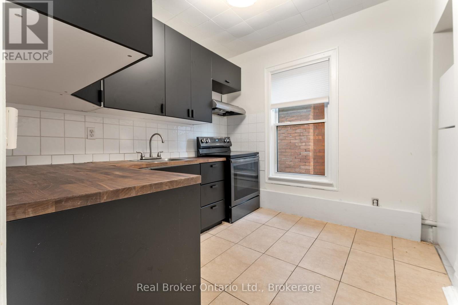 2 - 128 Herkimer Street, Hamilton, Ontario  L8P 2H1 - Photo 10 - X13211726