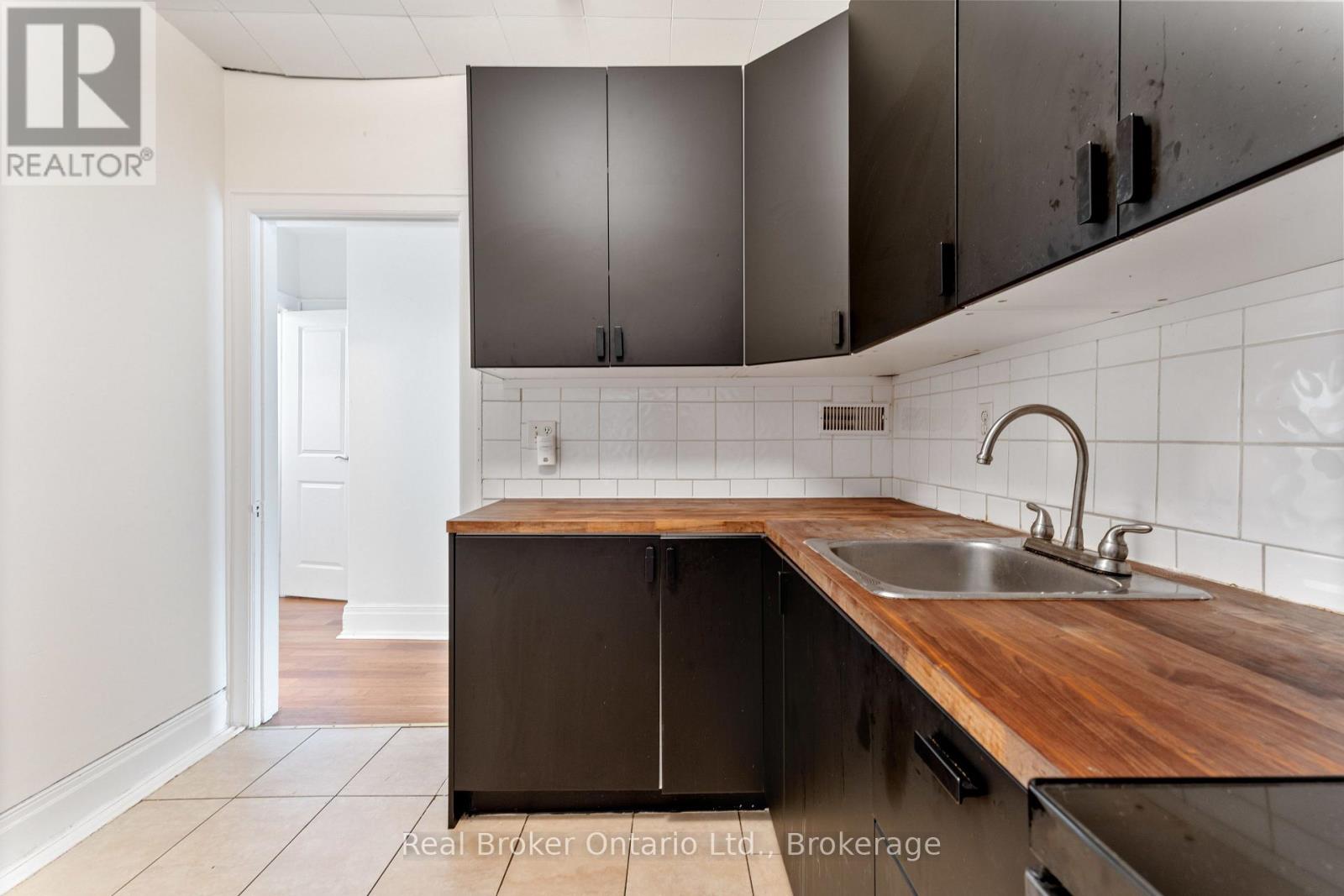 2 - 128 Herkimer Street, Hamilton, Ontario  L8P 2H1 - Photo 11 - X13211726