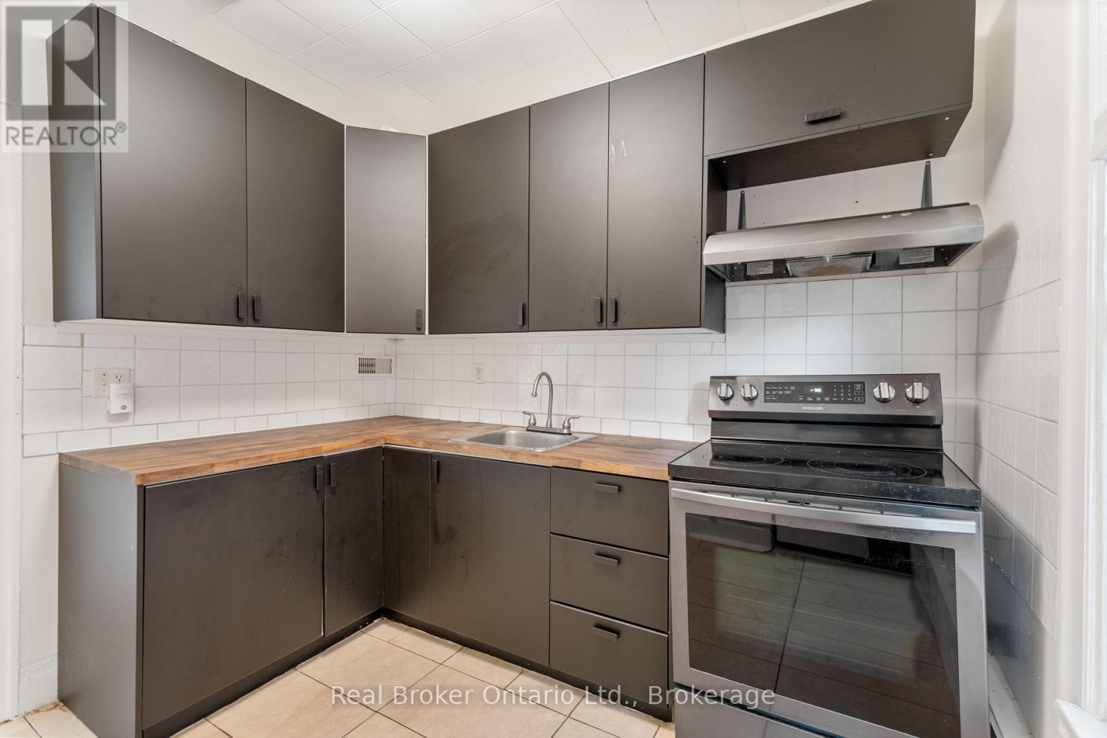 2 - 128 Herkimer Street, Hamilton, Ontario  L8P 2H1 - Photo 12 - X13211726