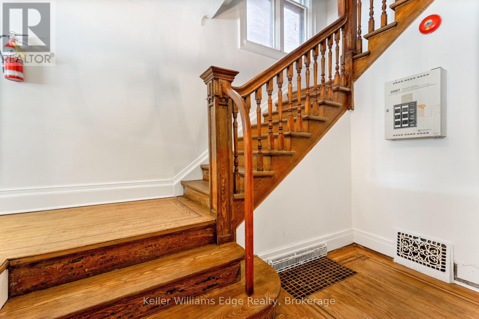 2 - 128 Herkimer Street, Hamilton, Ontario  L8P 2H1 - Photo 7 - X13211726