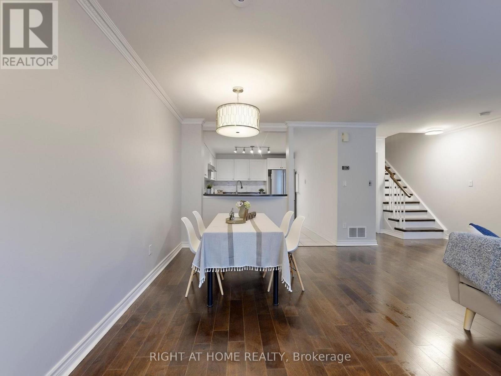 B28 - 108 Finch Avenue W, Toronto, Ontario  M2N 6W6 - Photo 18 - C13211702