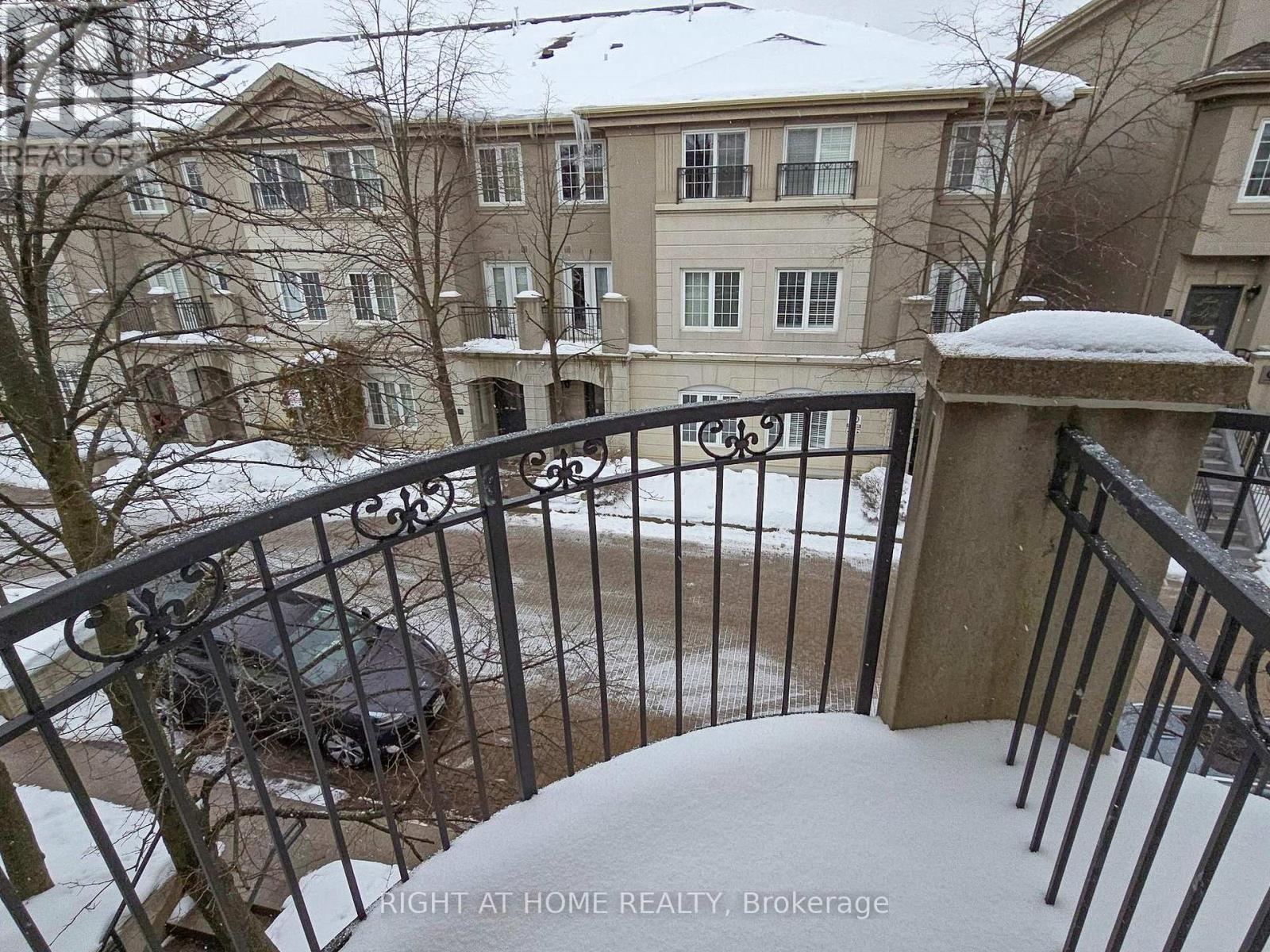 B28 - 108 Finch Avenue W, Toronto, Ontario  M2N 6W6 - Photo 40 - C13211702