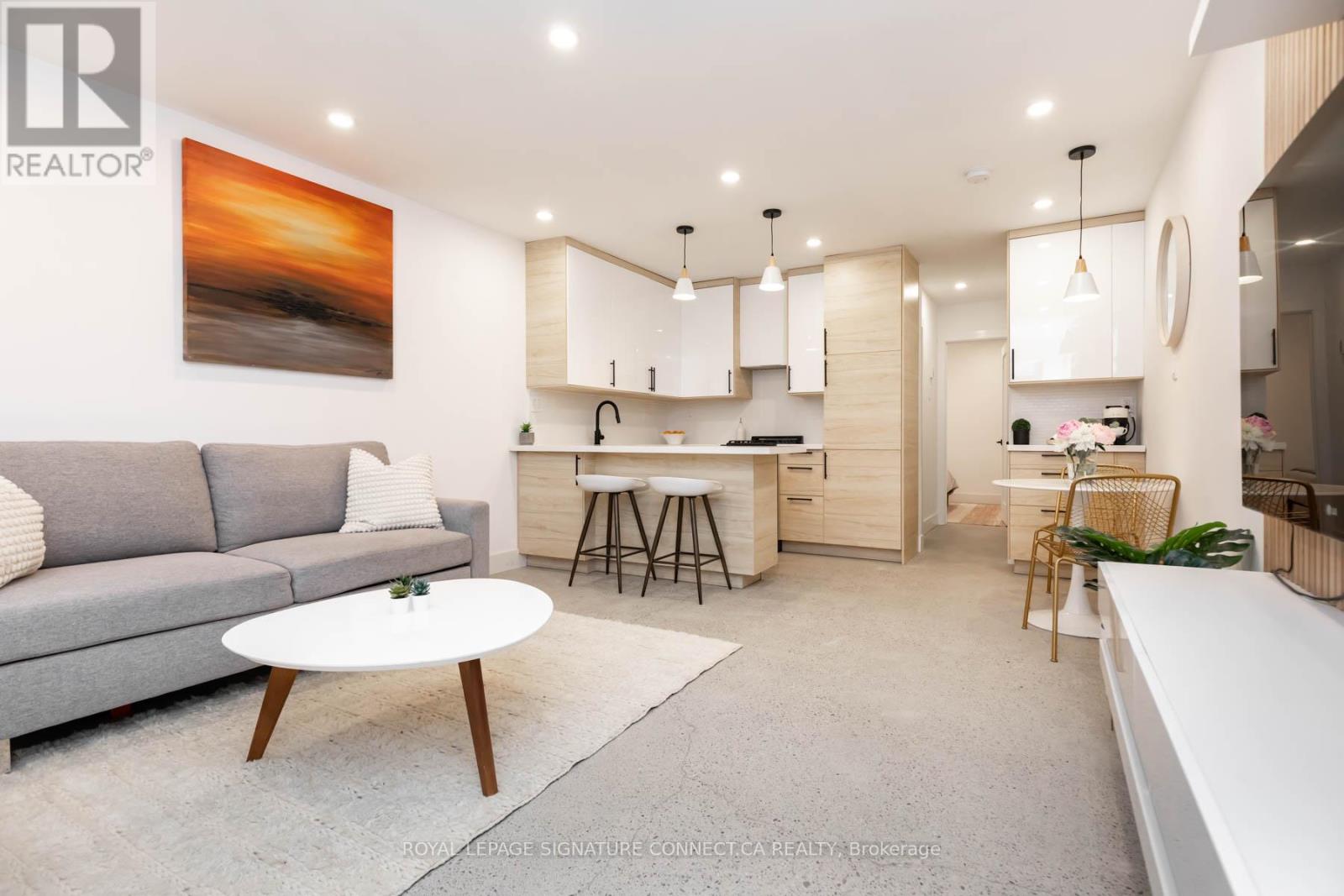 LOWER - 55 DEARBOURNE AVENUE