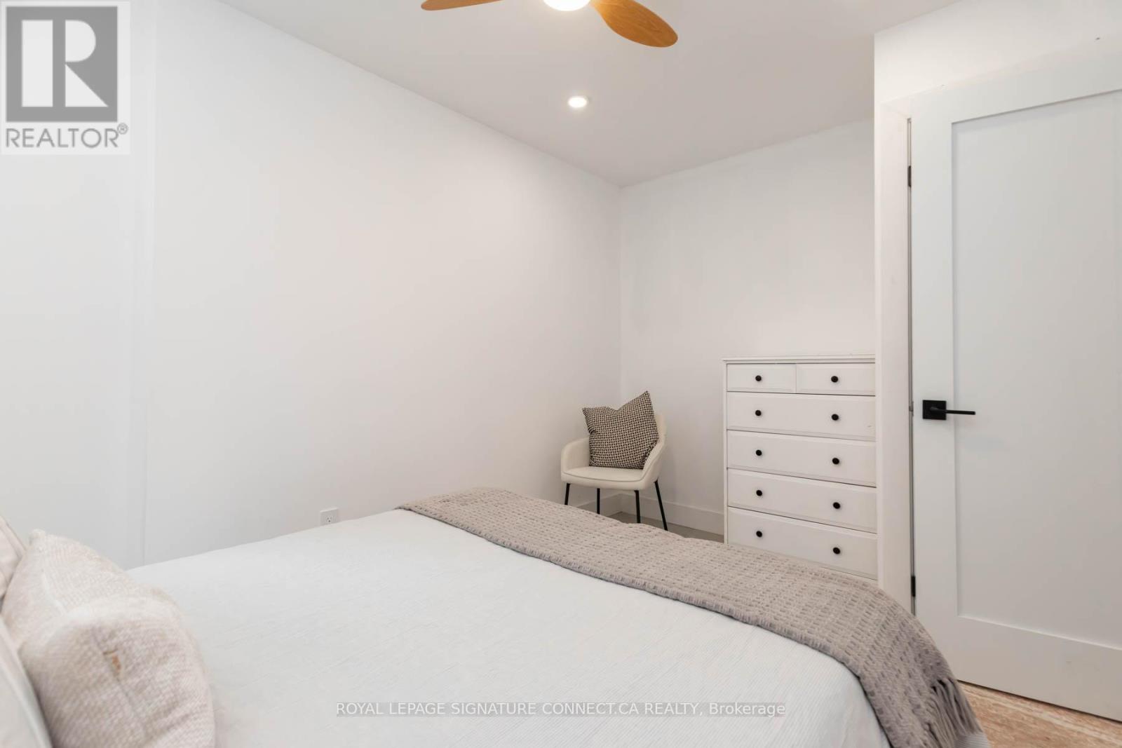Lower - 55 Dearbourne Avenue, Toronto, Ontario  M4K 1M6 - Photo 18 - E13211734