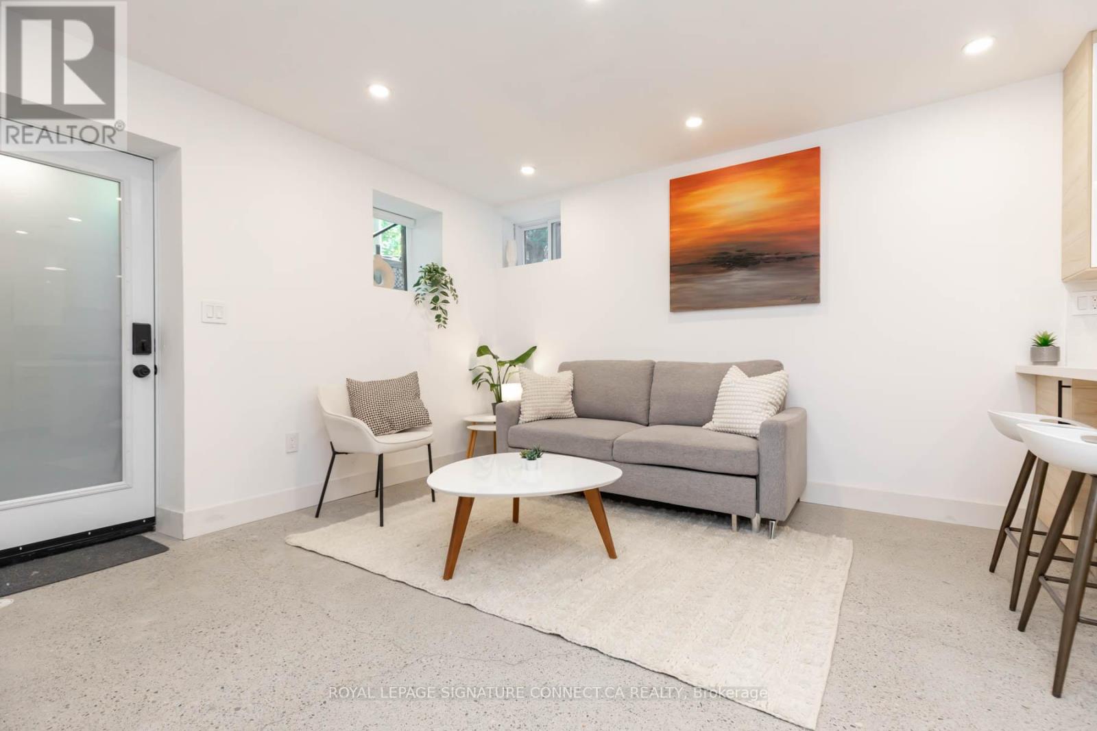 Lower - 55 Dearbourne Avenue, Toronto, Ontario  M4K 1M6 - Photo 3 - E13211734