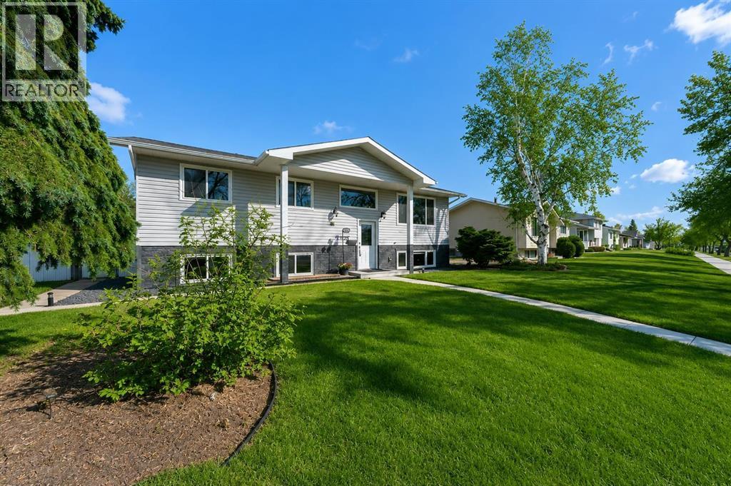 5722 Marler Drive, Camrose, Alberta  T4V 2S8 - Photo 1 - A2303550