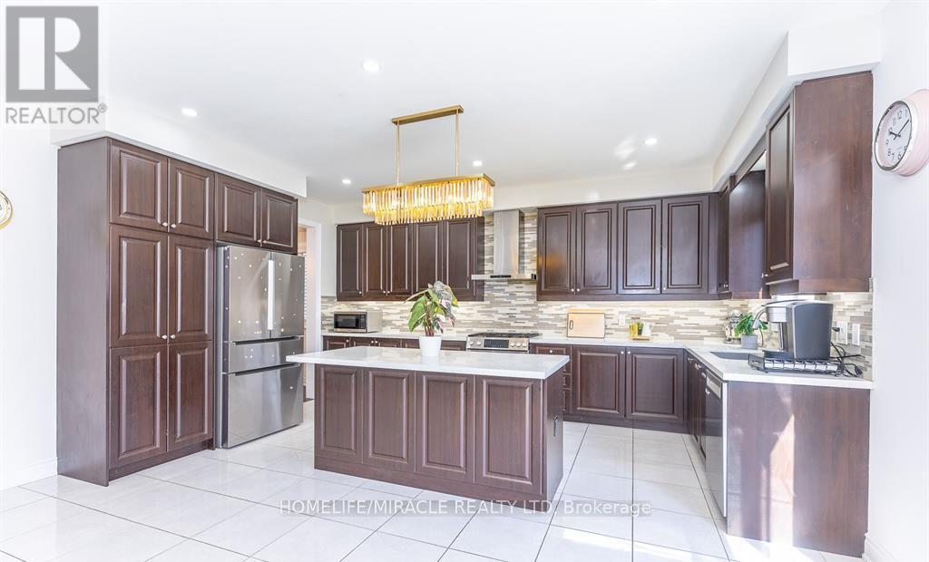 1535 Mendelson Heights, Milton, Ontario  L9E 1H3 - Photo 11 - W13211728