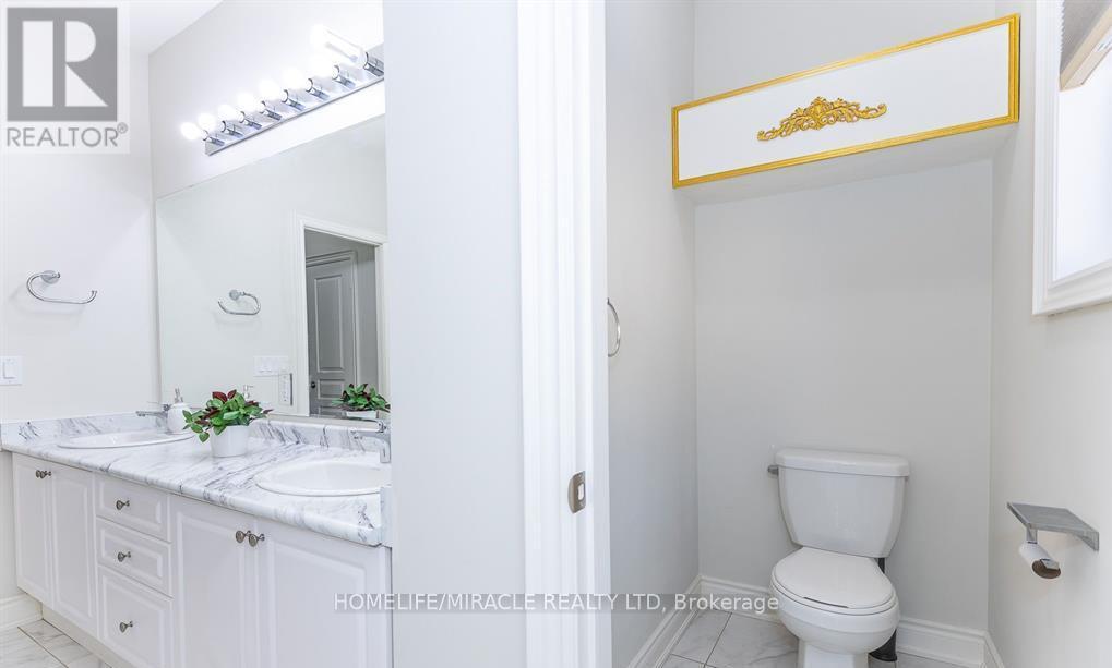 1535 Mendelson Heights, Milton, Ontario  L9E 1H3 - Photo 24 - W13211728