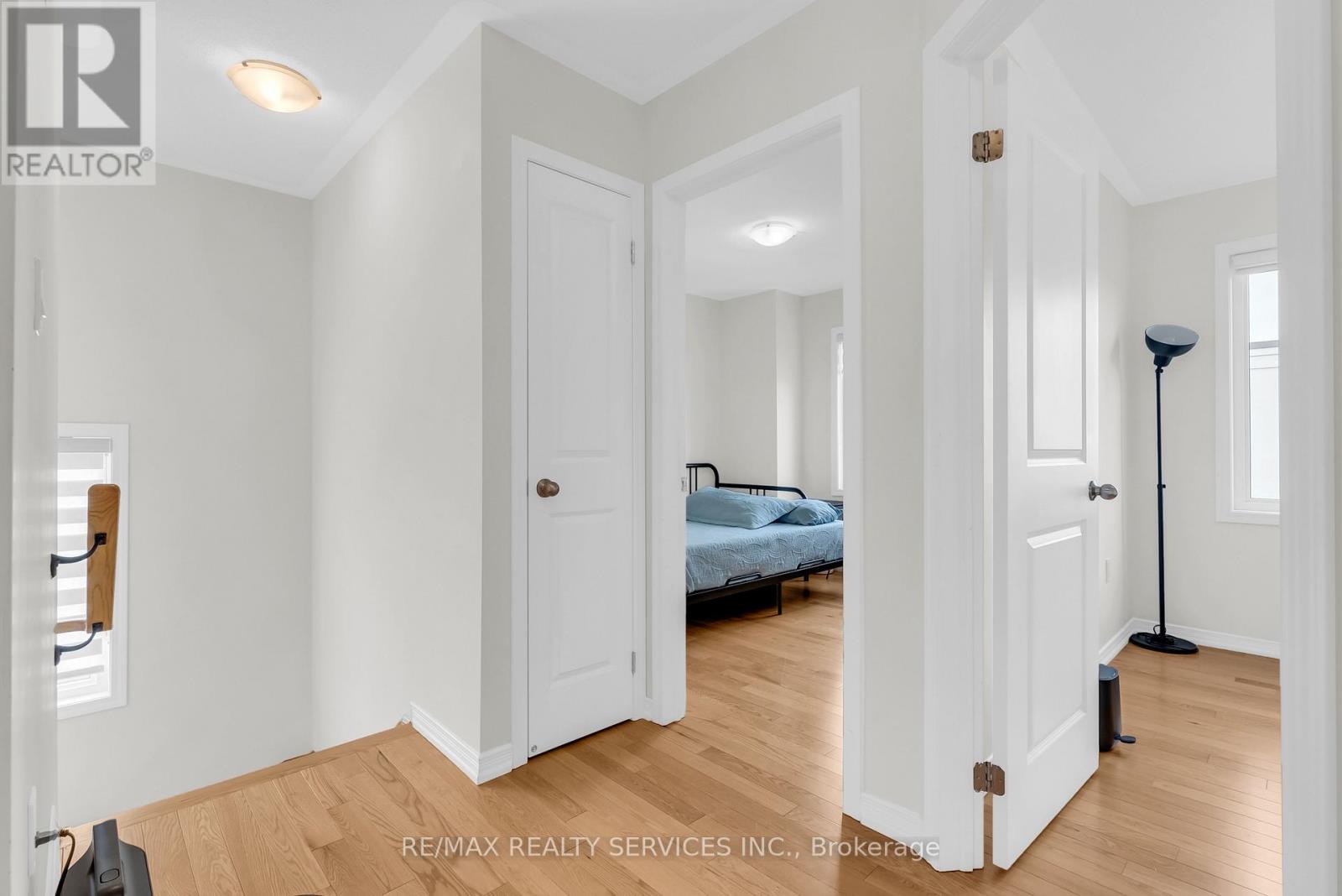 1801 Mitoff Place, Mississauga, Ontario  L4W 0E8 - Photo 20 - W13066016