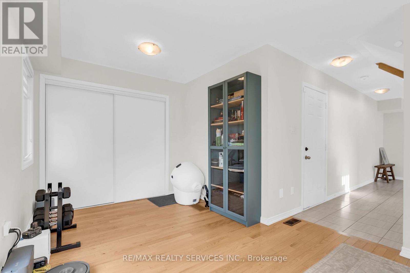 1801 Mitoff Place, Mississauga, Ontario  L4W 0E8 - Photo 33 - W13066016
