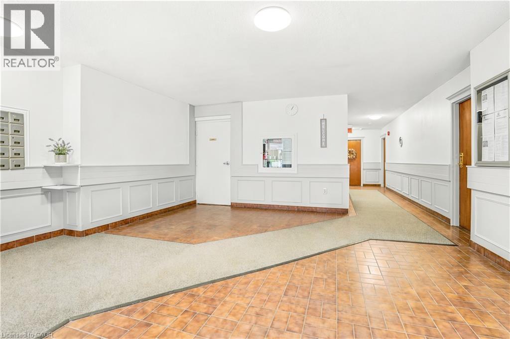 23 Main Street Unit# 404, Dundas, Ontario  L9H 2P7 - Photo 23 - 40834291