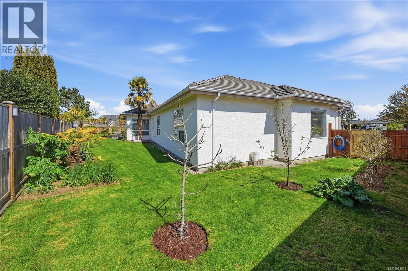 778 Norwood Pl, Qualicum Beach, British Columbia  V0K 2P9 - Photo 18 - 1032603