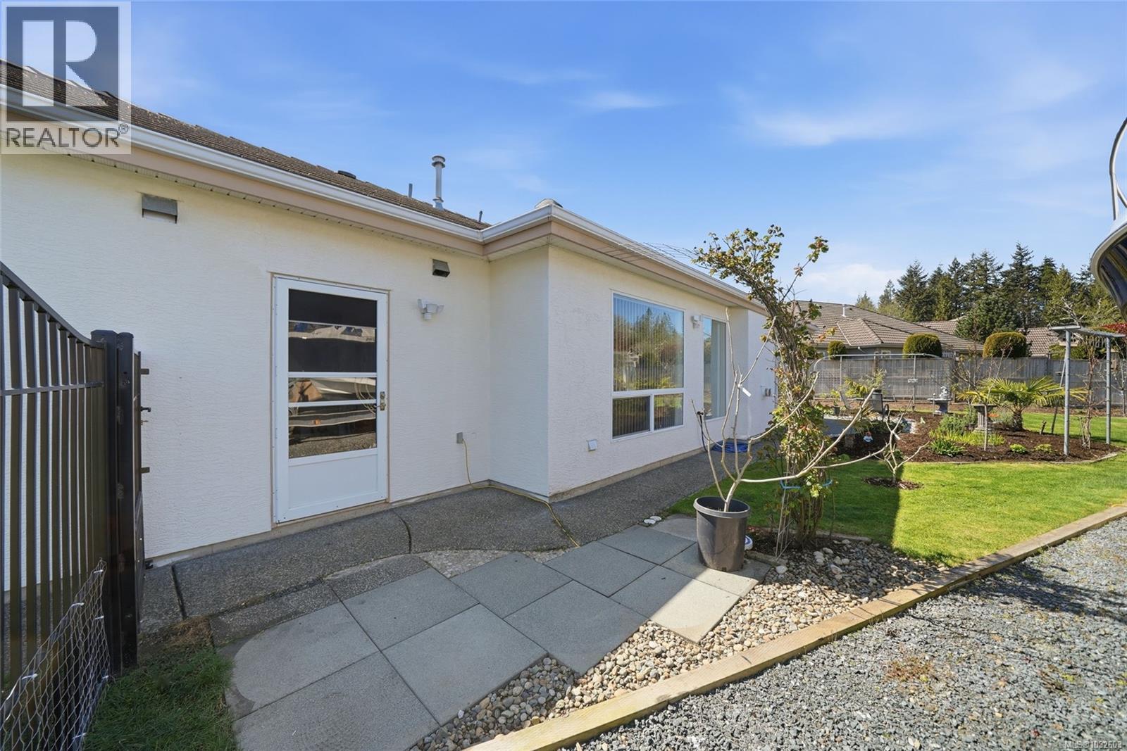 778 Norwood Pl, Qualicum Beach, British Columbia  V0K 2P9 - Photo 10 - 1032603