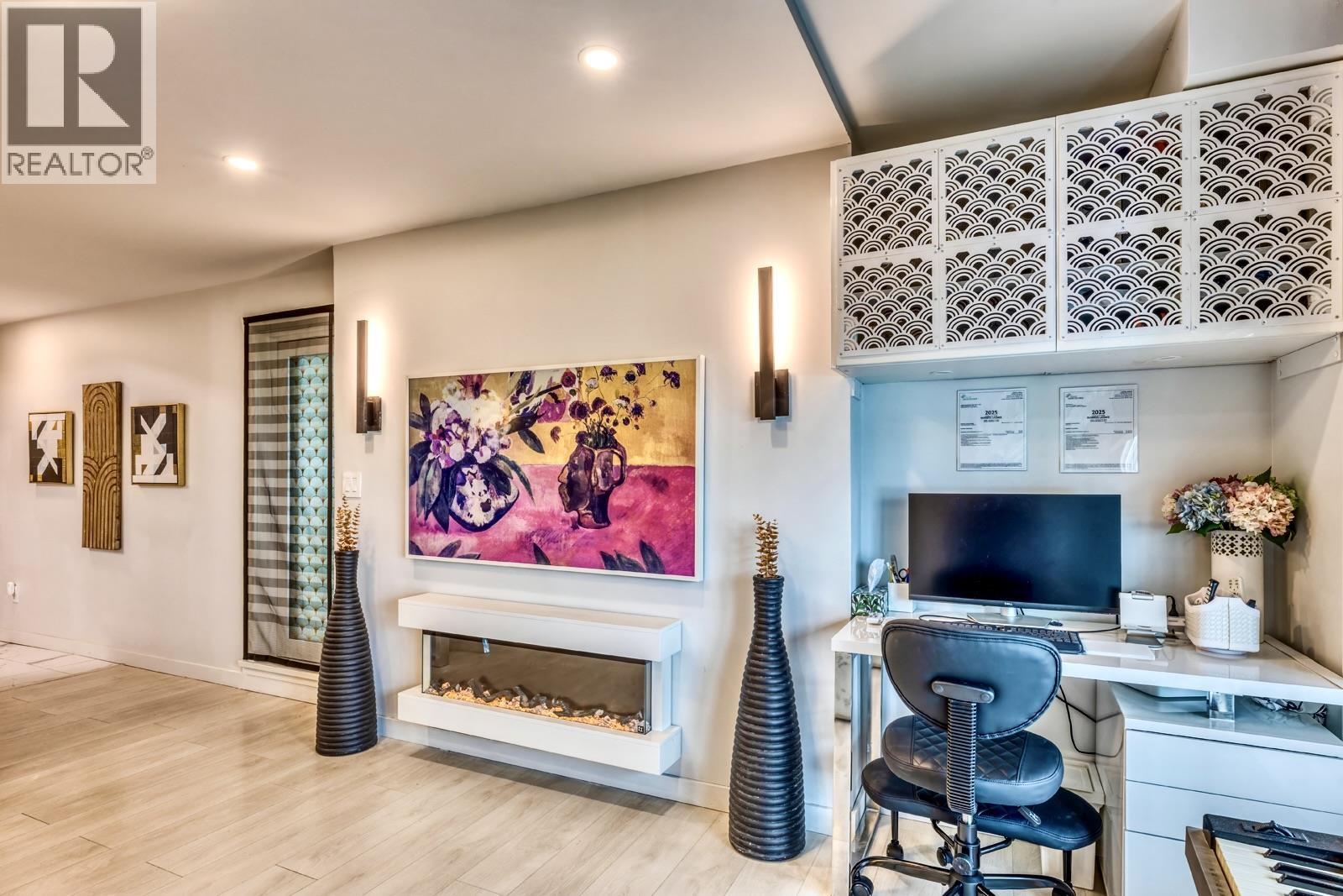 704 2468 E Broadway, Vancouver, British Columbia  V5M 4V1 - Photo 8 - R3129510